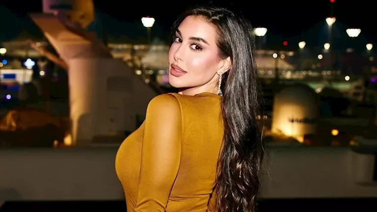 ياسمين صبري: "لا يُطلب من المرأة أن تكون صوفيا لورين، الأهم هو صحتها النفسية"