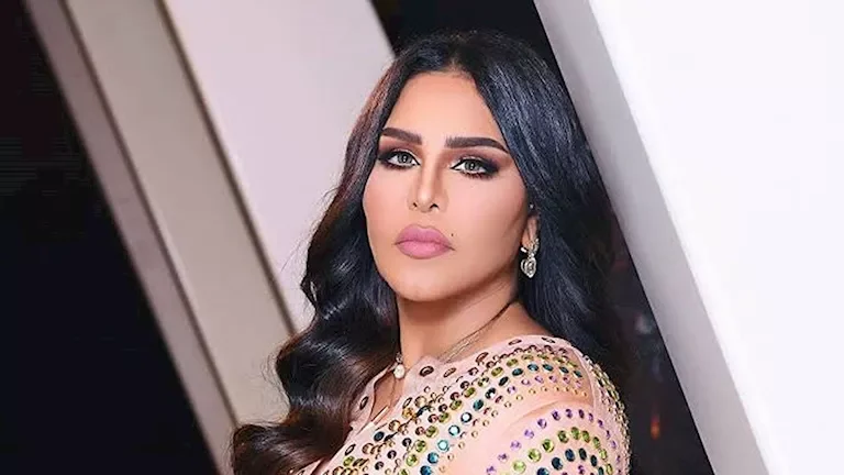أحلام توثق تجربتها في إجراء تجميلي لشد الوجه بمركز تجميل في دبي