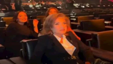أصالة نصري تحيي حفلاً في دمشق بعد غياب سنوات ووالدتها تتواجد في الصفوف الأولى