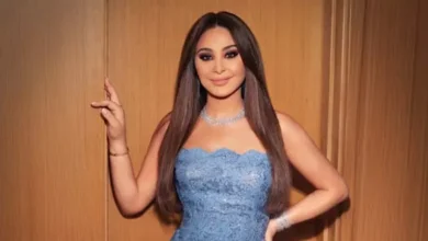 إليسا تتألق بإطلالات متنوعة وتحيي حفلاً غنائياً في العلمين