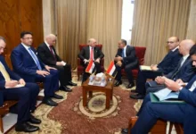 الجيش الإسرائيلي يعلن عن استهداف مواقع لحركة حماس في قطاع غزة بعد تصعيد التوترات
