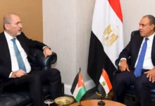 الجيش الإسرائيلي يعلن عن استهداف مواقع لحركة حماس في قطاع غزة