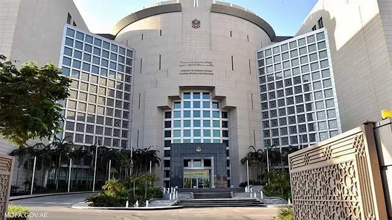 الجيش الإسرائيلي يعلن عن استهداف مواقع لحركة حماس في قطاع غزة