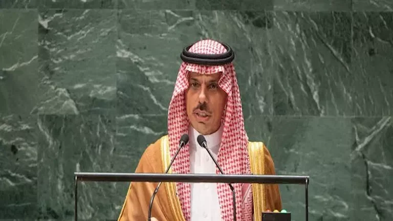 الجيش الإسرائيلي يعلن عن تصعيد العمليات العسكرية في غزة ويستهدف مواقع جديدة