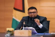 الجيش الإسرائيلي يعلن عن تنفيذ عمليات عسكرية في غزة رداً على إطلاق الصواريخ