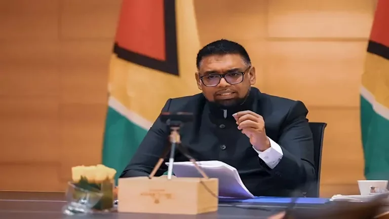 الجيش الإسرائيلي يعلن عن تنفيذ عمليات عسكرية في غزة رداً على إطلاق الصواريخ