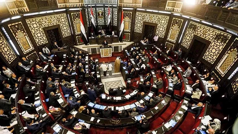 الجيش الإسرائيلي يعلن عن تنفيذ غارات على مواقع في قطاع غزة