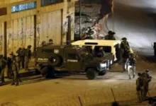 الجيش الإسرائيلي يعلن عن تنفيذ غارات على أهداف في قطاع غزة بعد تصعيد التوترات