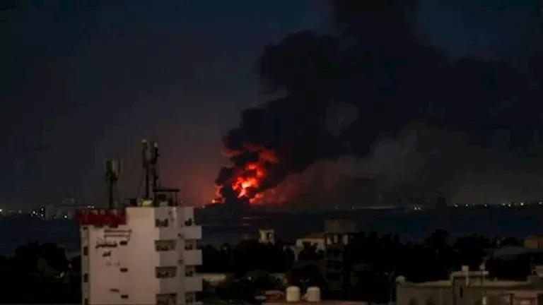 الجيش الإسرائيلي يعلن عن تنفيذ غارات على مواقع في قطاع غزة رداً على إطلاق صواريخ