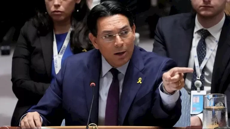 الجيش يعلن مقتل 15 مسلحًا في اشتباكات شمال سيناء