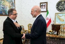 الجيش يعلن مقتل 15 مسلحًا في غارات جوية شمال غرب سوريا