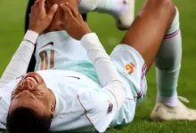 النادي الأهلي يعلن تجديد عقد اللاعب محمد الشناوي حتى 2026