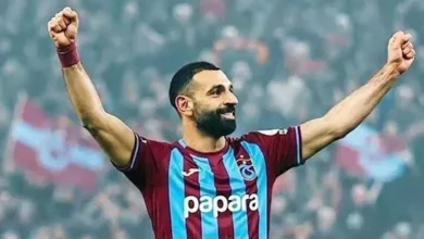 النادي الأهلي يعلن تجديد عقد اللاعب محمد الشناوي حتى 2026