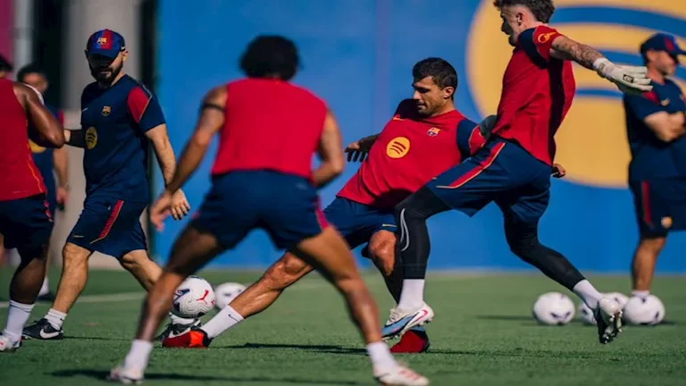 النادي الأهلي يعلن تجديد عقد المدرب السويسري مارسيل كولر حتى 2025