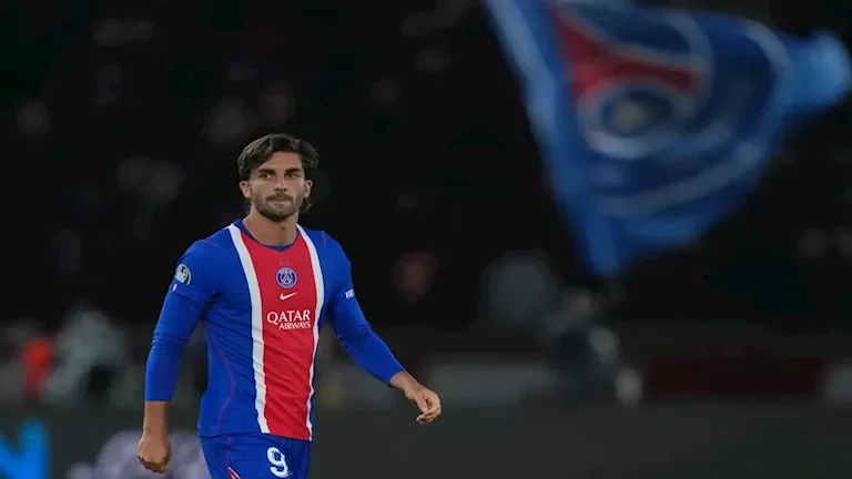 النادي الأهلي يعلن تجديد عقد المدرب مارسيل كولر حتى 2025