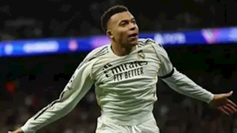 النادي الأهلي يعلن تجديد عقد المدرب مارسيل كولر حتى 2025
