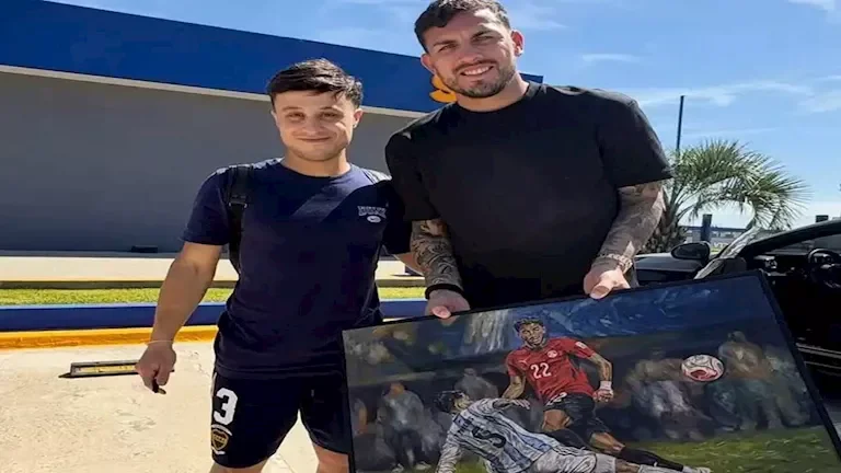 النادي الأهلي يعلن تجديد عقد لاعب الوسط محمد مجدي أفشة حتى 2026