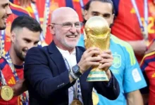 النادي الأهلي يعلن تجديد عقد لاعبه محمد الشناوي حتى 2026