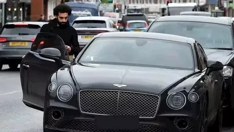 النادي الأهلي يعلن تجديد عقد مدربه مارسيل كولر حتى عام 2025