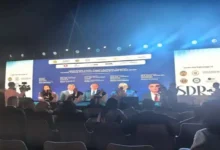 تراجع سعر الدولار الأمريكي مقابل الجنيه المصري إلى 30.75 جنيه في السوق السوداء