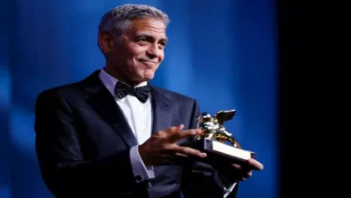 جورج كلوني يتحدث عن مسيرته السينمائية خلال "ماستر كلاس" في مهرجان فينيسيا