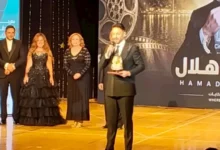 حمادة هلال يعبر عن سعادته بتكريمه في مهرجان الغردقة لسينما الشباب