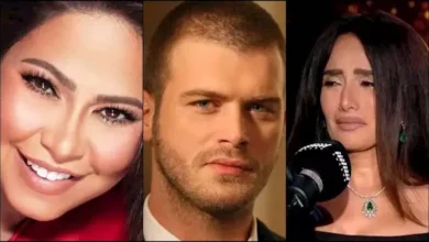 زينة تنهار من البكاء على رحيل شقيقها خلال مهرجان ظفار الدولي للمسرح