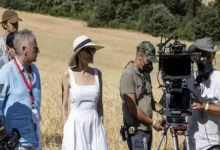 سلمى حايك وأنجلينا جولي تتألقان في العرض الخاص لفيلم "Without Blood" بنيويورك