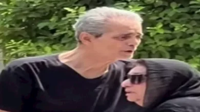 سيف أبو النجا يظهر في جنازة ابنته ياسمين بحالة من الحزن والانهيار