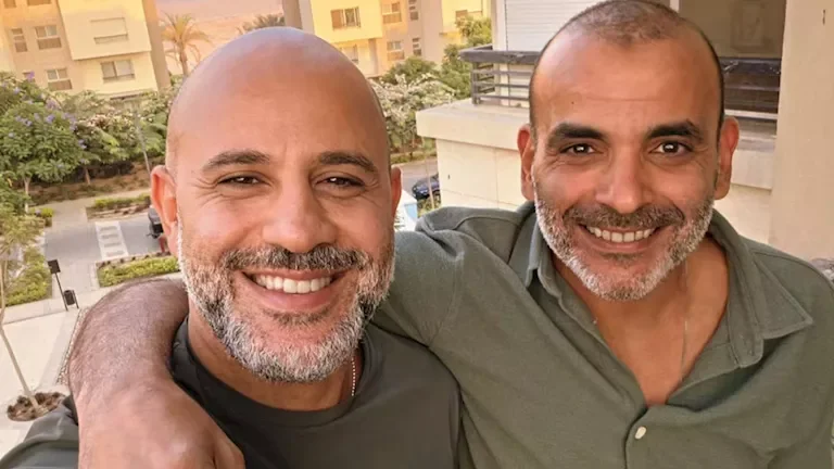 عزيز الشافعي ينشر صورة مع أيمن بهجت قمر بعد القبض على ملحن شهير بتهمة المخدرات