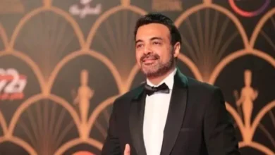 عمرو محمود ياسين ينعي زوجة الكاتب أيمن سلامة ويعبر عن حزنه عبر فيسبوك