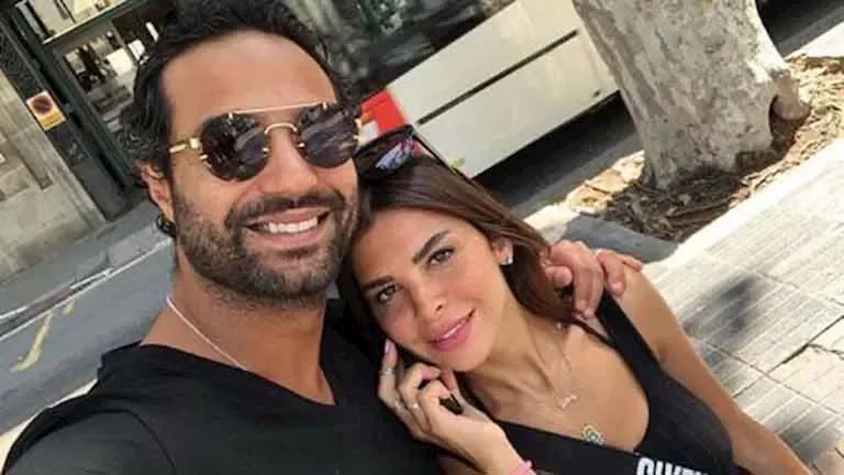 كريم فهمي ينفي شائعات تورطه في انفصال شقيقه أحمد فهمي عن هنا الزاهد