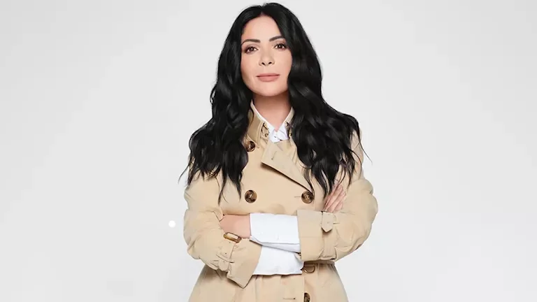 منى زكي تتسلم جائزة الإنجاز الإبداعي في مهرجان الجونة السينمائي 2026