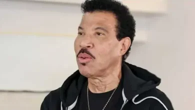 نقل ليونيل ريتشي إلى العناية المركزة بعد وعكة صحية خلال حفله في سانت لويس