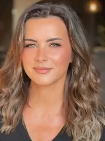 نور اللبنانية تظهر لأول مرة بعد وفاة زوجها يوسف أنطاكي وتفاعل الجمهور مع صورها