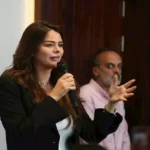 هنادي مهنا تعبر عن رغبتها في جولة بمسرحية "خيال مريض" تستمر 10 سنوات