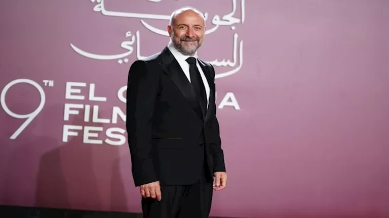 أبرز إطلالات النجوم الرجال في اليوم السادس من مهرجان الجونة السينمائي 2026