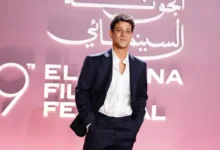 أمير المصري وأحمد داش يتألقان على السجادة الحمراء في مهرجان الجونة السينمائي