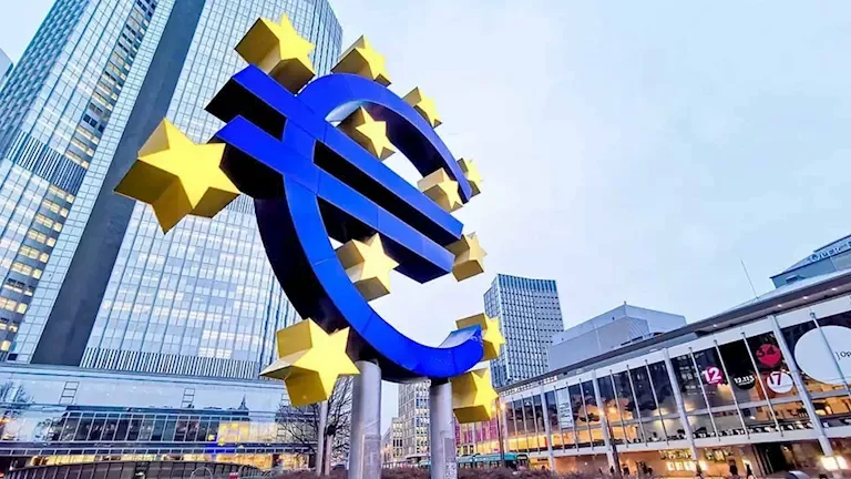 ارتفاع أسعار النفط بعد انخفاض مخزونات الخام الأمريكية الأسبوع الماضي