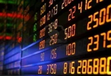 ارتفاع أسعار النفط بعد تخفيضات الإنتاج من أوبك+ وتوقعات بزيادة الطلب العالمي