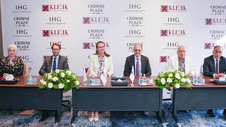 ارتفاع أسعار النفط بعد تخفيضات الإنتاج من أوبك+ وارتفاع الطلب العالمي