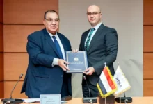 ارتفاع أسعار النفط مع زيادة الطلب العالمي وتوقعات بتقلبات في السوق