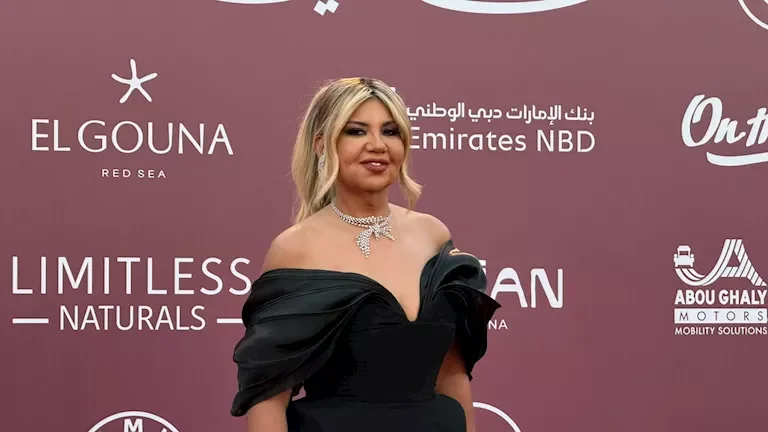 افتتاح الدورة التاسعة لمهرجان الجونة السينمائي بحضور نجوم الفن وصناع الأفلام
