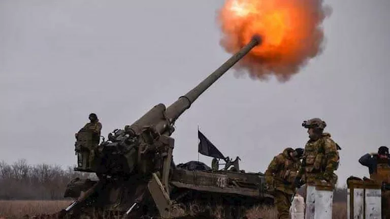 الجيش الإسرائيلي يعلن عن استهداف مواقع في غزة رداً على إطلاق صواريخ نحو أراضيه