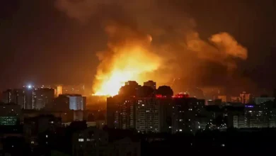 الجيش الإسرائيلي يعلن عن استهداف مواقع لحركة حماس في قطاع غزة