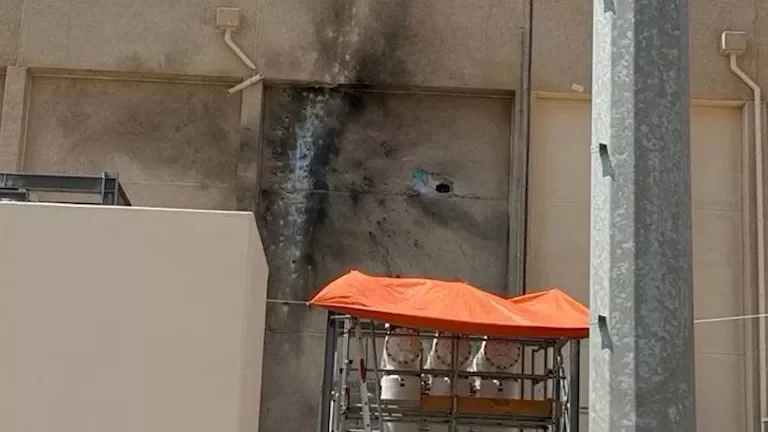 الجيش الإسرائيلي يعلن عن استهداف مواقع في غزة رداً على إطلاق صواريخ نحو جنوب البلاد