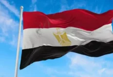 الجيش الإسرائيلي يعلن عن استهداف مواقع لحماس في غزة رداً على إطلاق صواريخ نحو الأراضي المحتلة