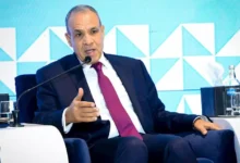 الجيش الإسرائيلي يعلن عن استهداف مواقع لحركة حماس في غزة رداً على الهجمات الصاروخية
