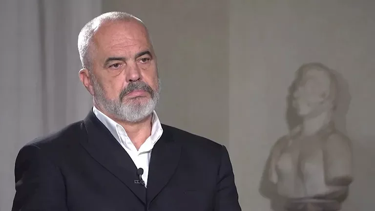الجيش الإسرائيلي يعلن عن تنفيذ غارات جوية على مواقع في قطاع غزة
