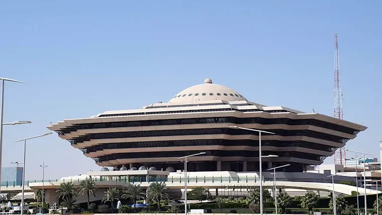 الجيش الإسرائيلي يعلن عن تنفيذ غارات على أهداف في قطاع غزة بعد تصعيد التوترات